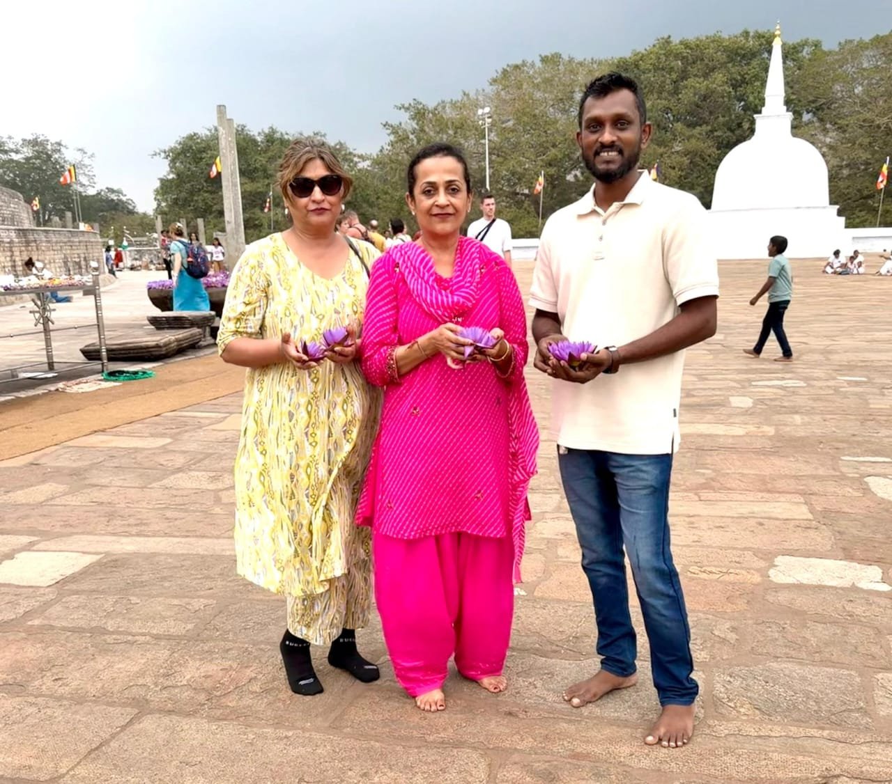 Sri Lanka Tours Private & Tailored